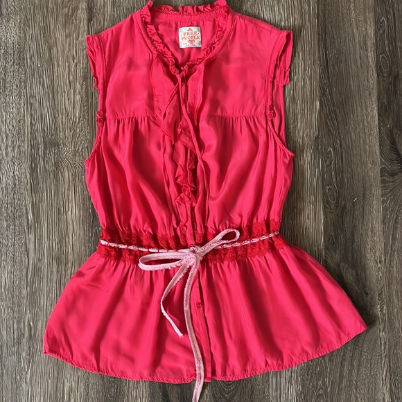 Free People Tops - Free People Retro Hot Pink Sleeveless Blouse